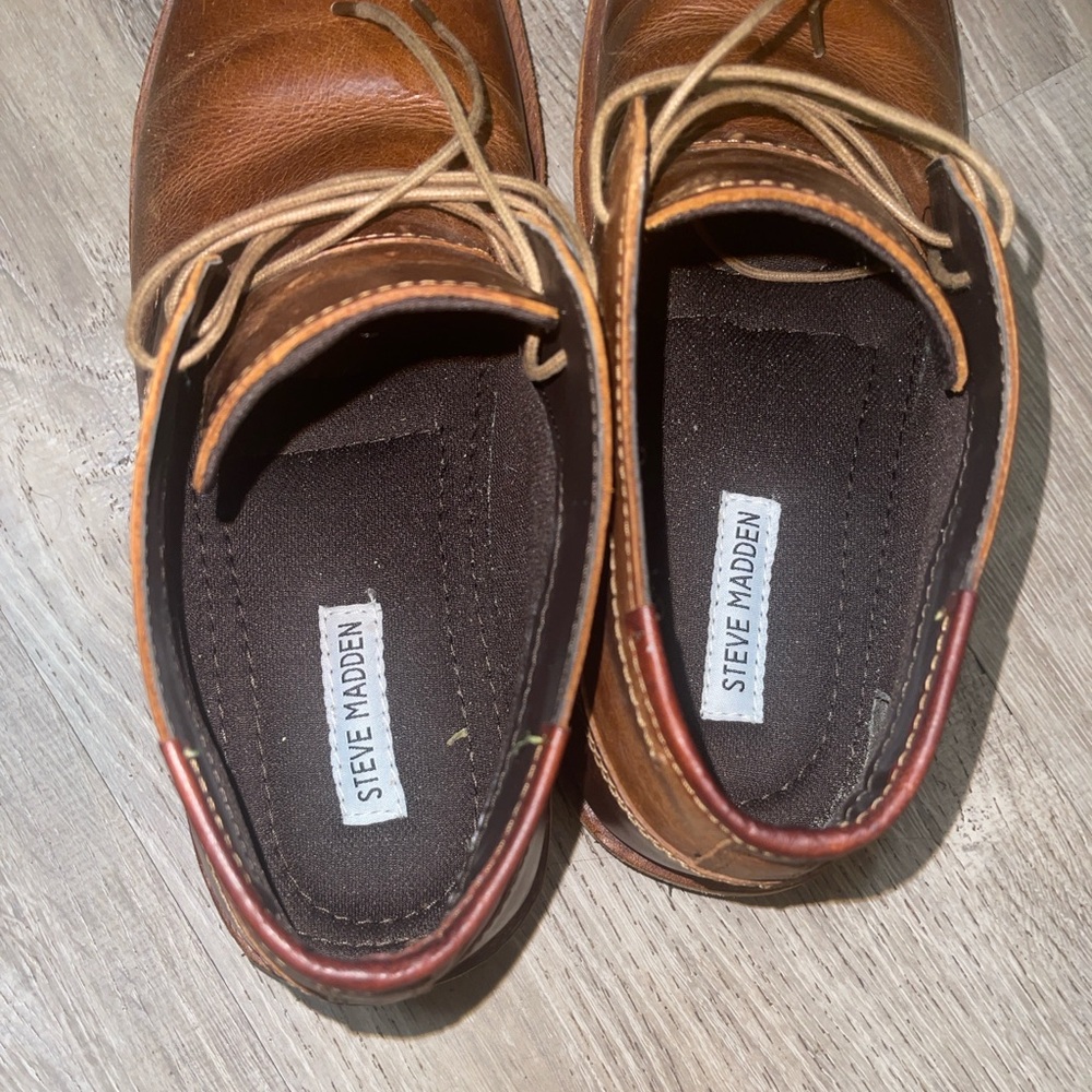 Steve Madden Men's Tan Leather Chukka Boots originally 300 dollars/now worth 115